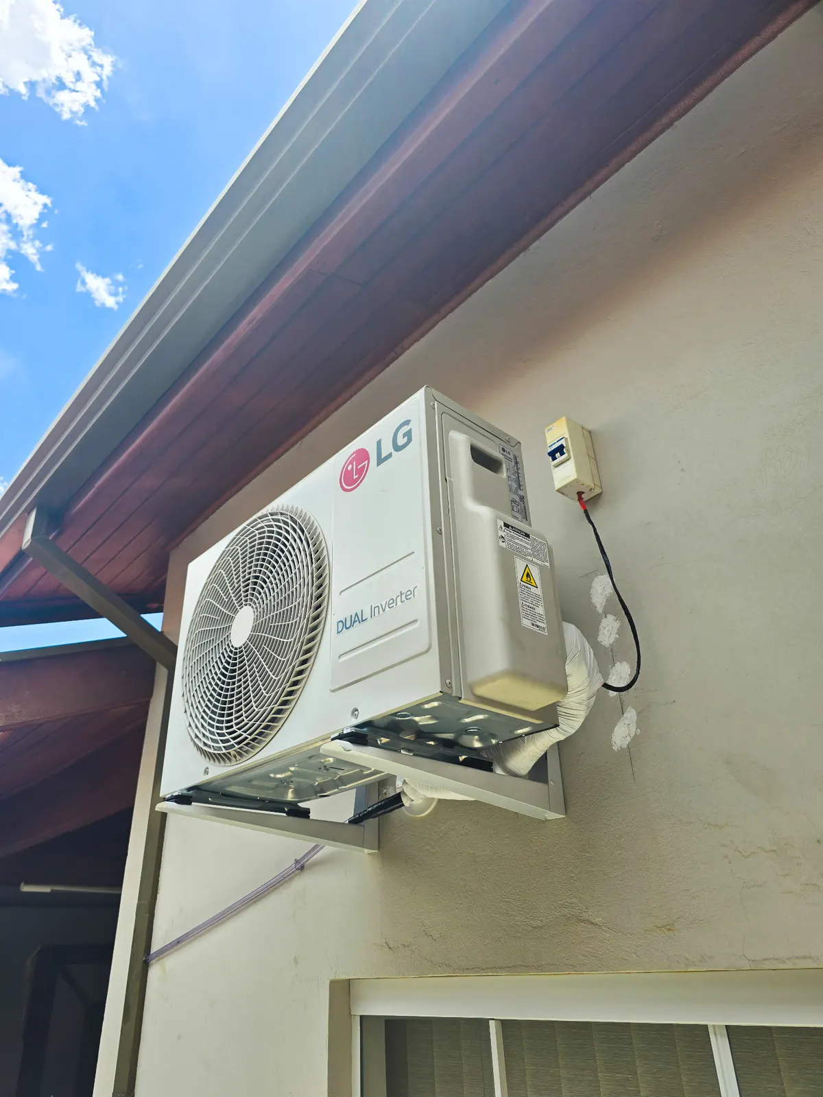 Manutenção de ar-condicionado LG Dual Inverter em São Luís - MA pela Moreira Refrigeração